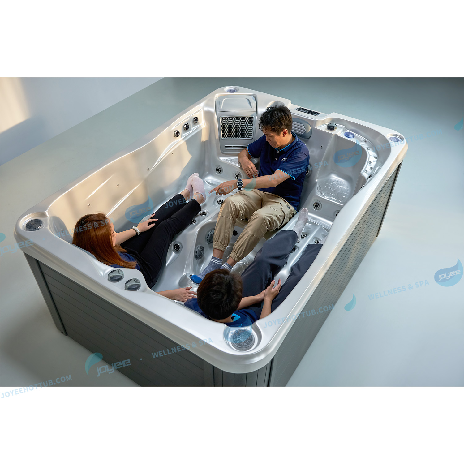 Whirlpool für 3 Personen (24) 3 Personen